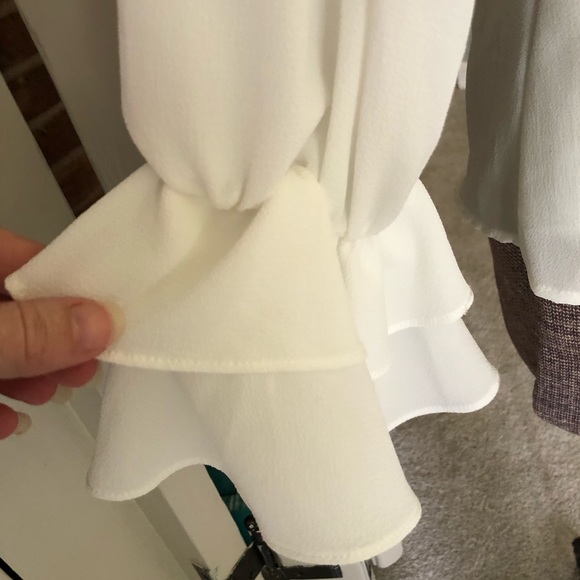 White Vici v-neck Ruffled Sleeve Top - Picture 3 of 8